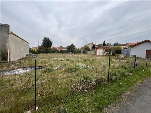 Terrain à vendre |  Angoulême |  417 m²