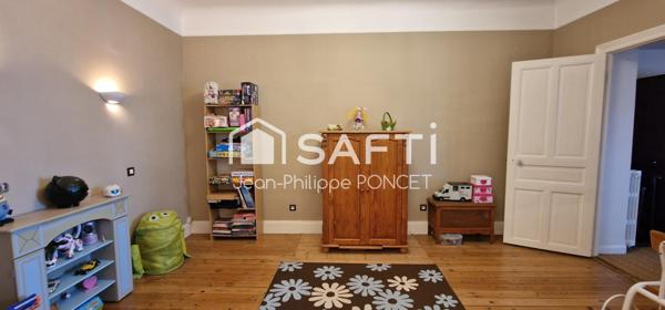 Maison bourgeoise 4 chambres avec terrasse