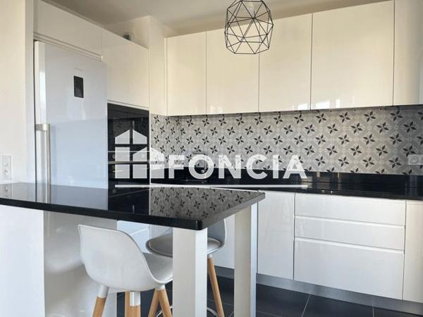 Location Appartement 3 pièces 65.35 m² - 35 AVENUE THIERS Le Raincy 93340