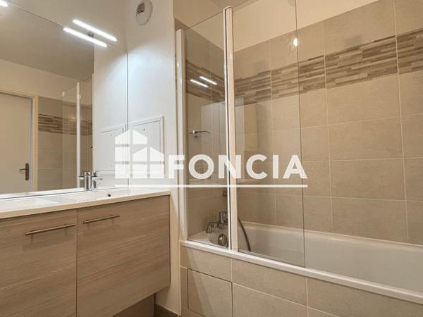 Location Appartement 3 pièces 65.35 m² - 35 AVENUE THIERS Le Raincy 93340