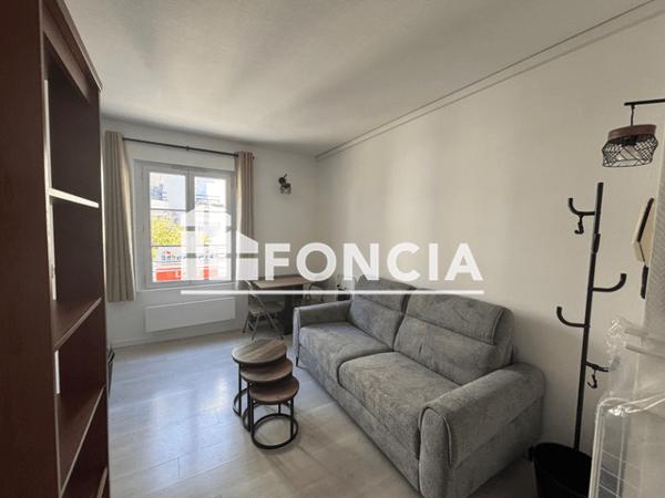 Location Studio meublé 14.67 m² - Tours 37000