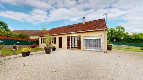 Maison Saint Germain Du Puy 131 m2