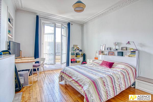 Versailles Notre-Dame Les Prés Appartement 6 pièces 145 m² situé au 2ème étage avec ascenseur (rarissime) €1 290 000 ** - Référence 27825
