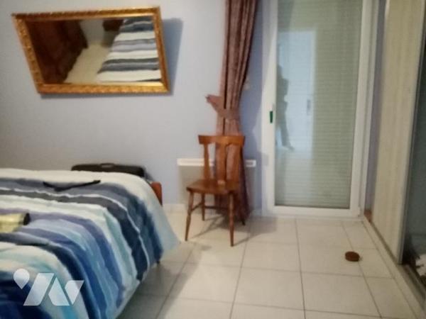 pavillon traditionnel de plain pied avec terrain attenant de 420 m²