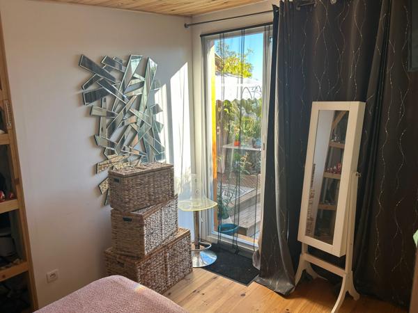 Chalet renové dans domaine privé