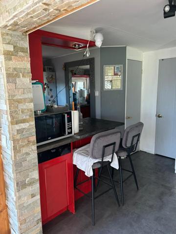 Chalet renové dans domaine privé