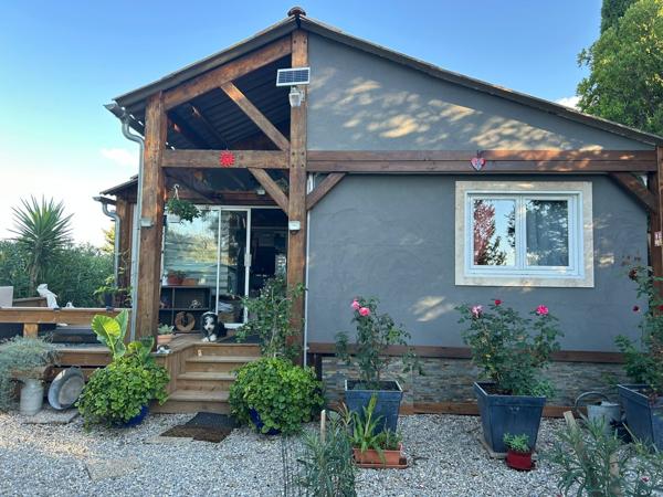 Chalet renové dans domaine privé