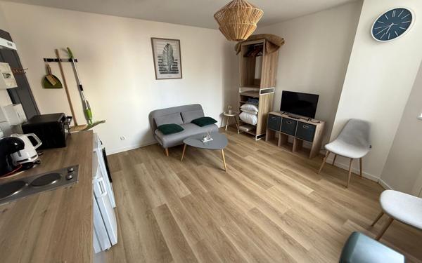 Appartement à louer    1 pièce •  Armentières