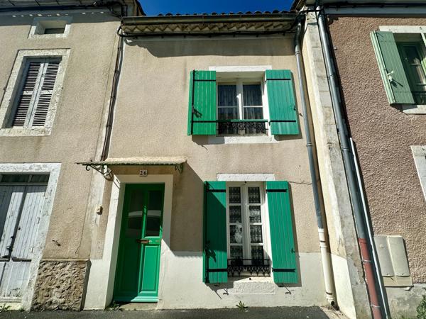 Maison de ville de 3 chambres au centre d'Eymet