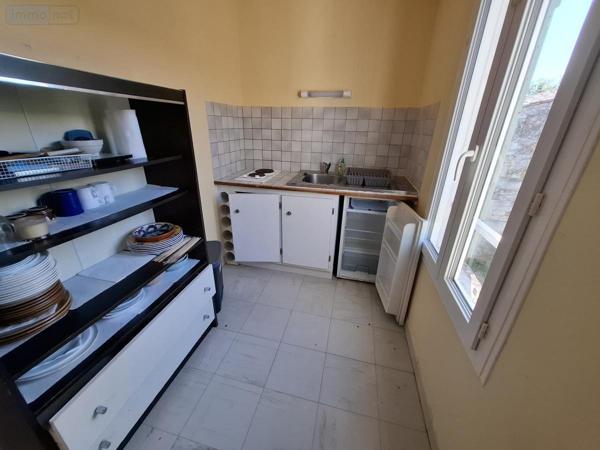 Immeuble à vendre à Saintes en Charente-Maritime (17100), ref : 17111-666