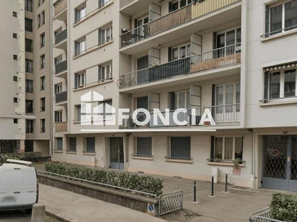 Location Parking 10 m² - 25 RUE ROUSSY Lyon 69004