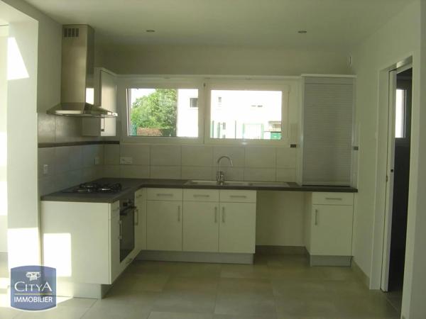 Maison à louer 4 pièces 153.93m²