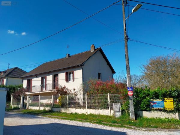 Pavillon à vendre à Cosne-Cours-sur-Loire dans la Nièvre (58200), ref : ST 266