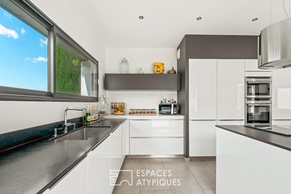 Villa contemporaine au calme absolu