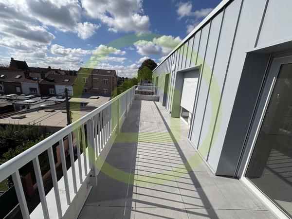 Appartement terrasse à PERENCHIES (59840)