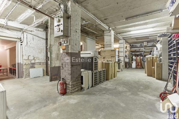Murs commerciaux  à vendre 220 m² Paris 17