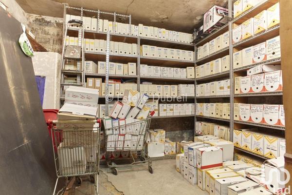 Murs commerciaux  à vendre 220 m² Paris 17