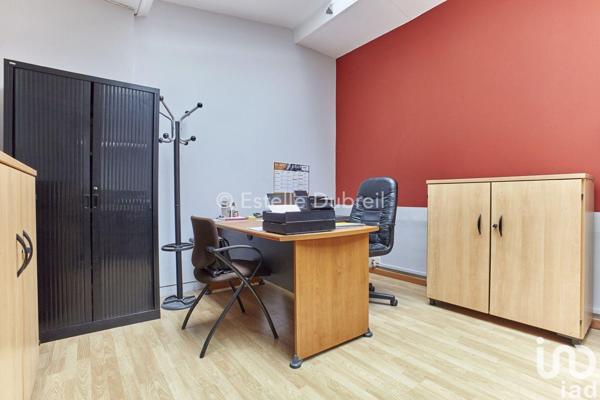 Murs commerciaux  à vendre 220 m² Paris 17