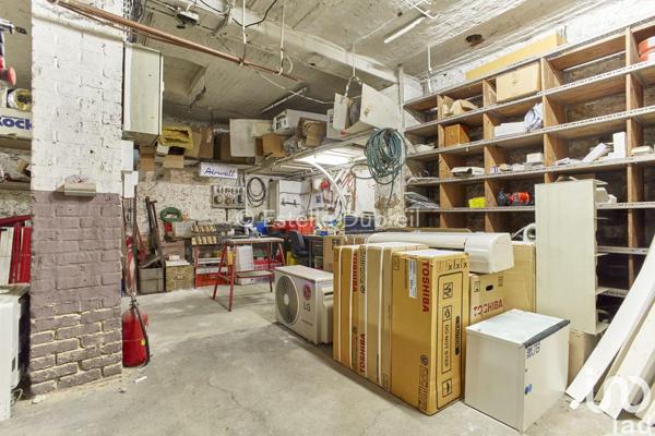 Murs commerciaux  à vendre 220 m² Paris 17