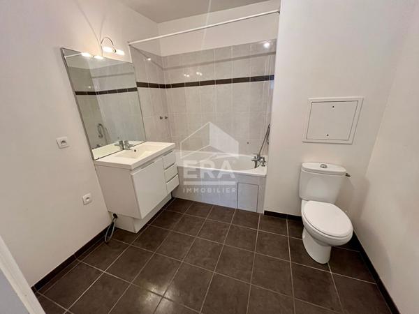 Appartement Les Clayes Sous Bois 2 pièce(s) 42 m2 cave et parking