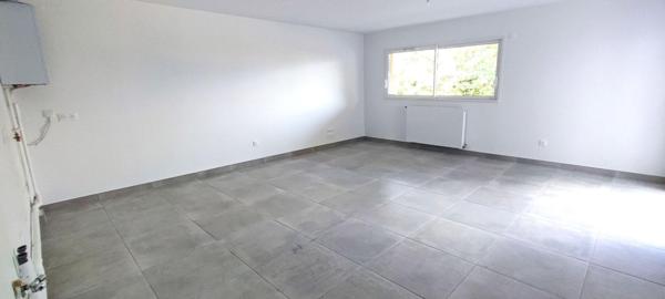 CLAIX Appartement T4 - Terrasse 16,60m²  Dernière opportunité