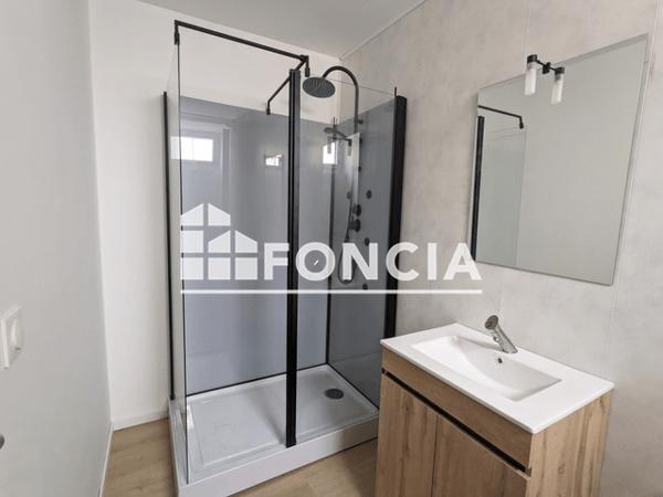 Location Appartement 2 pièces 39.65 m² - 3 rue de Neuvy Conlie 72240