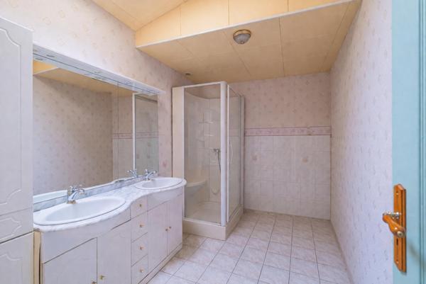 Maison à SAINT-MARS-LA-BRIERE, 72470 - 4 pièces 130m²