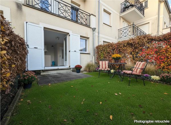 Studio avec terrasse de 15 m² ? Parking inclus ? Proche gare