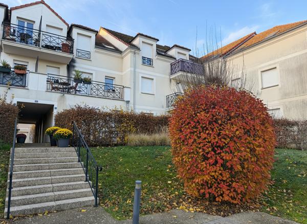 Studio avec terrasse de 15 m² ? Parking inclus ? Proche gare
