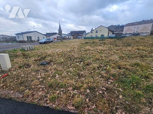 15637-2
A XERTIGNY (88220) Impasse du Pré Leveau
Un terrain à bâtir 
 AB n° 712 pour 854 m2