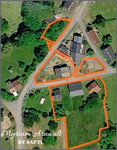 Propriété avec Maisons Dépendances Terrain Puits