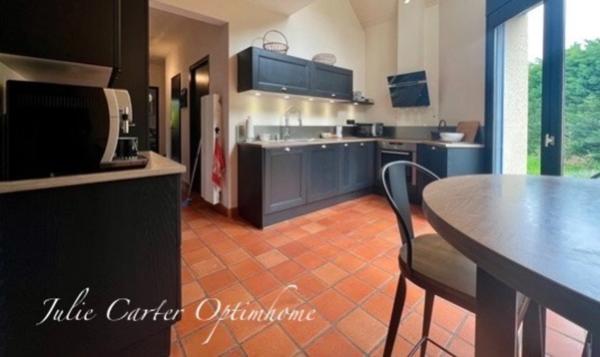 Jolie maison d'architecte de 160 m2 avec piscine