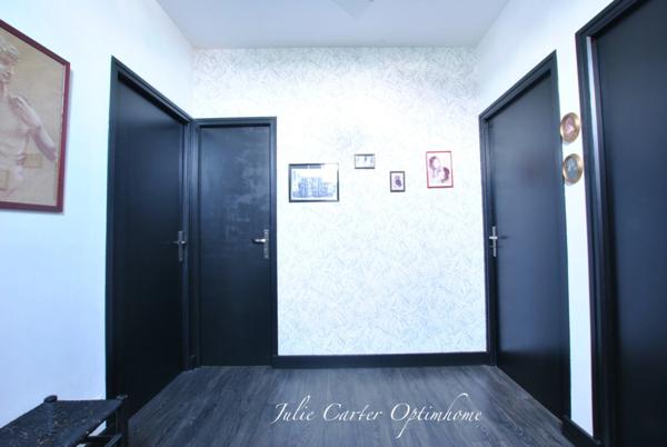 Jolie maison d'architecte de 160 m2 avec piscine