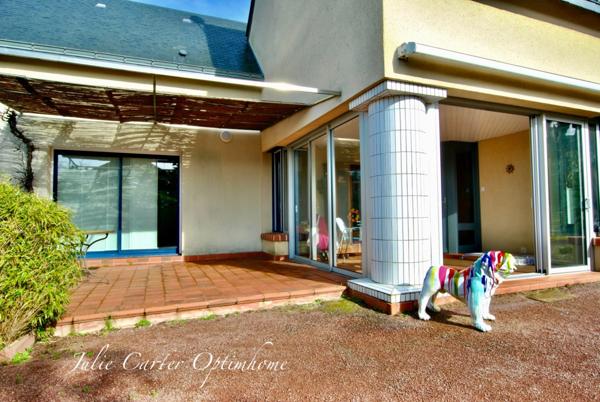 Jolie maison d'architecte de 160 m2 avec piscine