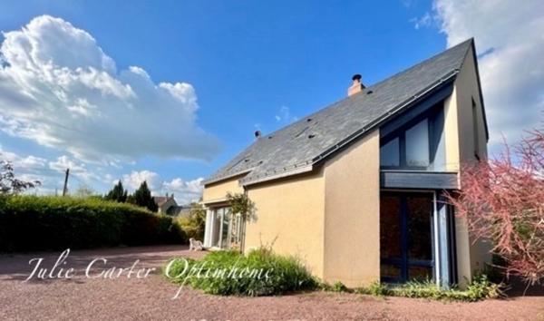 Jolie maison d'architecte de 160 m2 avec piscine