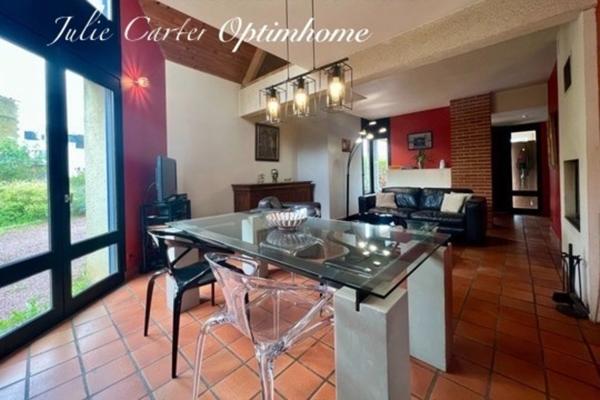 Jolie maison d'architecte de 160 m2 avec piscine