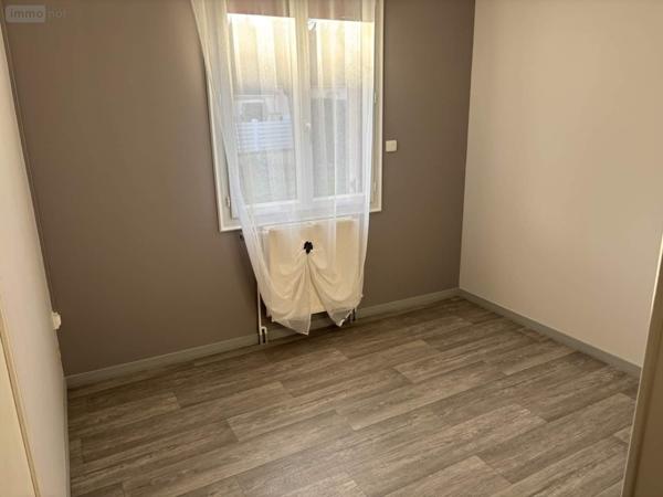 Maison à vendre à Bessé-sur-Braye dans la Sarthe (72310), ref : 101/1961