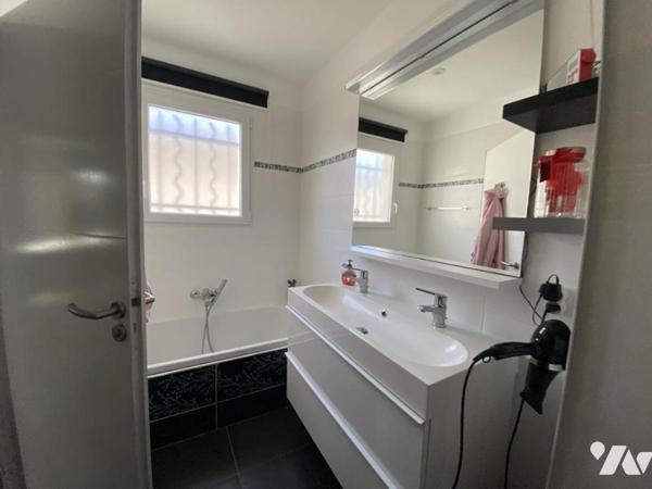 Proche Uzès, Villa avec belles prestations