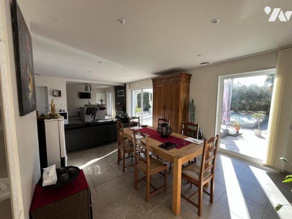 Proche Uzès, Villa avec belles prestations