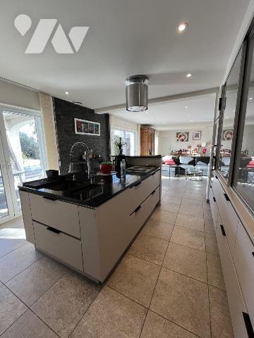 Proche Uzès, Villa avec belles prestations