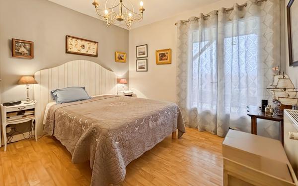 Maison à vendre    4 pièces •  Château-l'Évêque