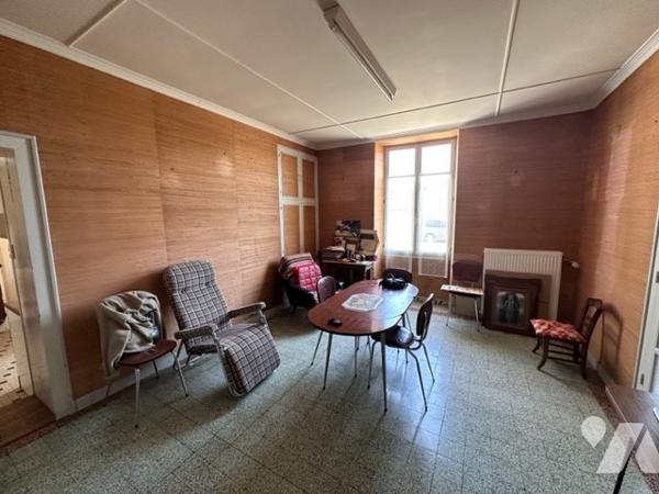 Maison avec dépendances