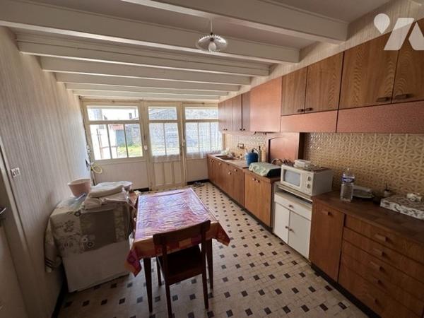 Maison avec dépendances