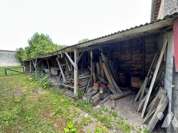 Maison avec dépendances