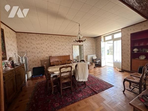 Maison avec dépendances