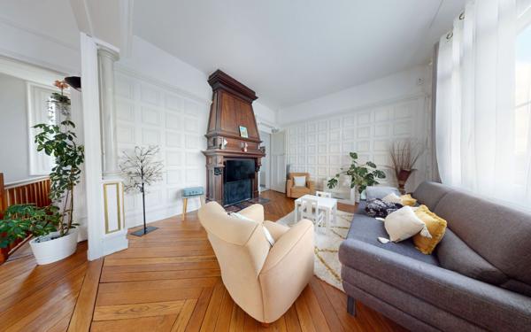 Maison à vendre    5 pièces •  Saint-Laurent-de-Brèvedent