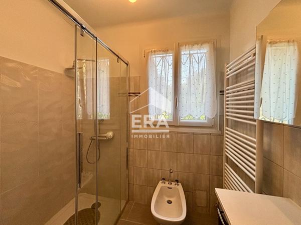 Maison à Castillon Du Gard 6 pièces 154m² - 4 chambres - Garage - piscine - dépendances