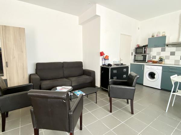 Port Guillaume - Grand studio à deux pas du port