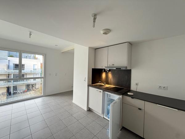 Appartement La Roche Sur Yon 1 pièce(s) 28.96 m2