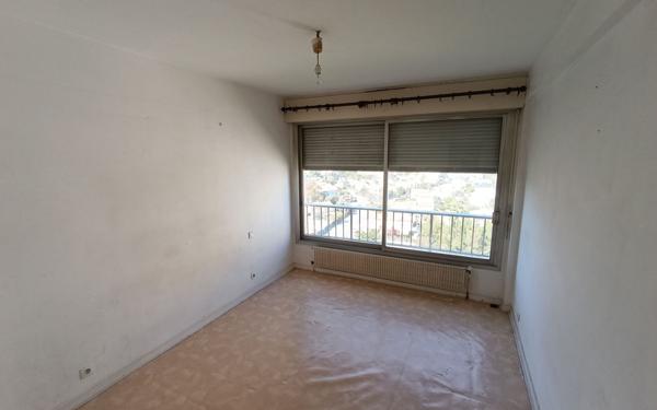 Appartement à vendre    3 pièces •  Antibes